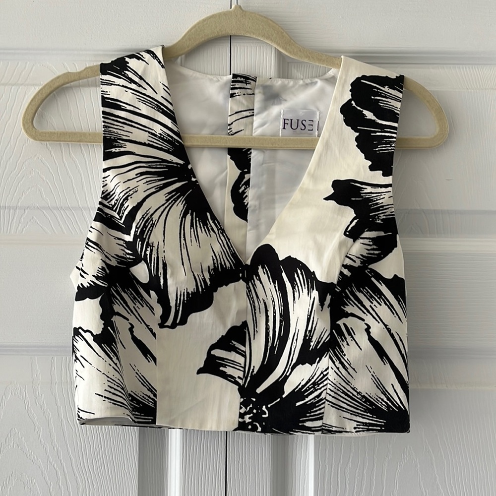 FUSE floral crop top